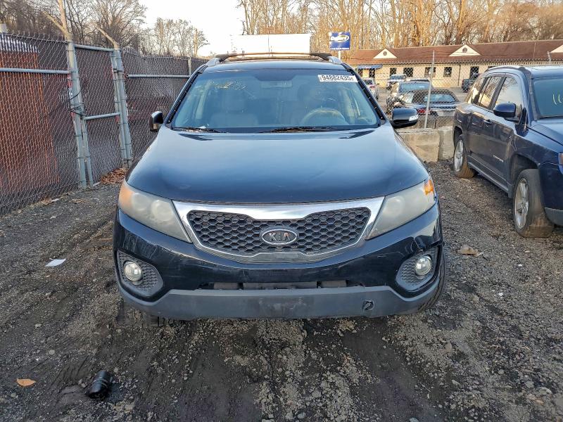 Photo 5 from auction – 2011 KIA SORENTO BA with VIN 5XYKTCA16BG180929