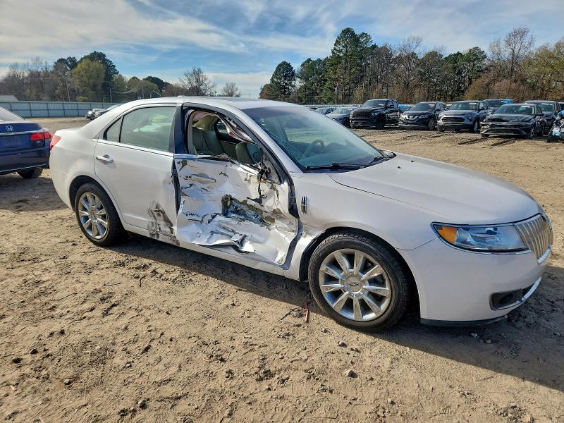 Photo 4 from auction – 2011 LINCOLN MKZ with VIN 3LNHL2GCXBR775068