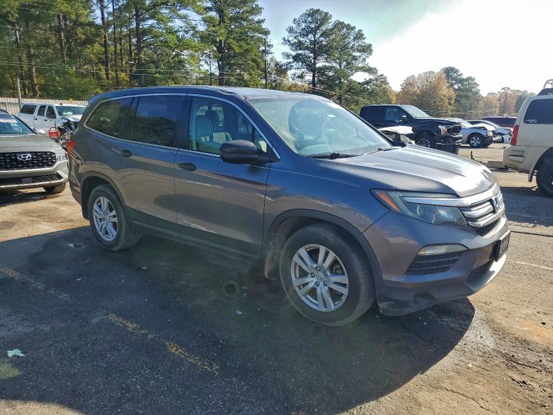 Photo 4 from auction – 2018 HONDA PILOT LX with VIN 5FNYF5H16JB007842