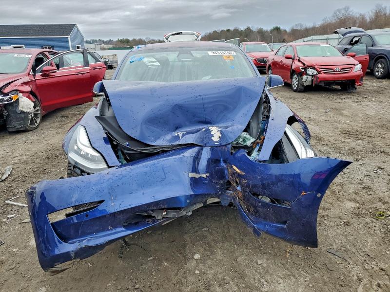 Photo 5 from auction – 2018 TESLA MODEL 3 with VIN 5YJ3E1EA1JF154113