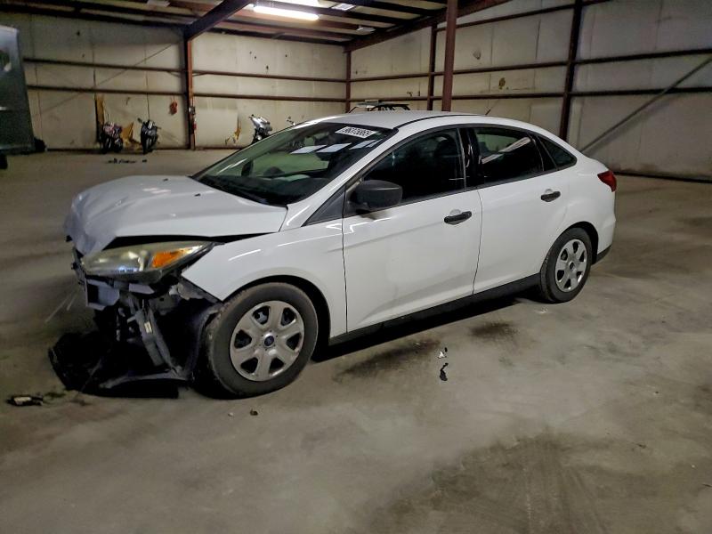 FORD FOCUS S 2016 with VIN 1FADP3E2XGL339484 - Photo from auction