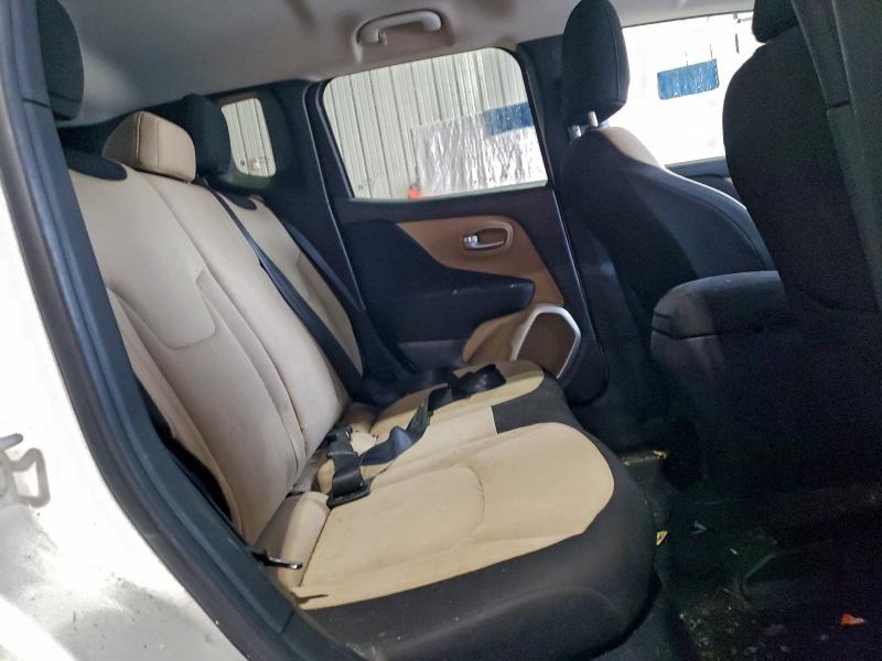 Photo 11 from auction – 2016 JEEP RENEGADE L with VIN ZACCJBBW4GPD39274