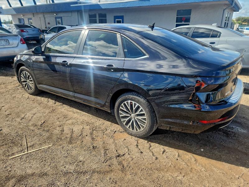Photo 2 from auction – 2019 VOLKSWAGEN JETTA SEL with VIN 3VWEB7BUXKM235480