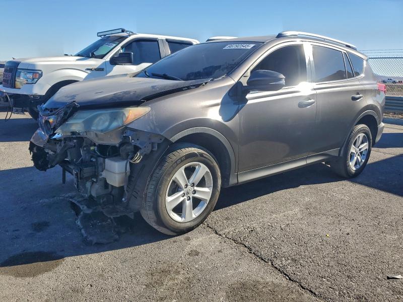 TOYOTA RAV4 2013 с VIN JTMWFREV8D5015873 - Фото с аукциона