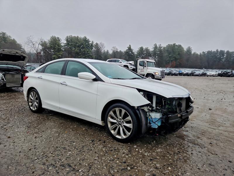 Photo 4 from auction – 2011 HYUNDAI SONATA SE with VIN 5NPEC4AC9BH188102
