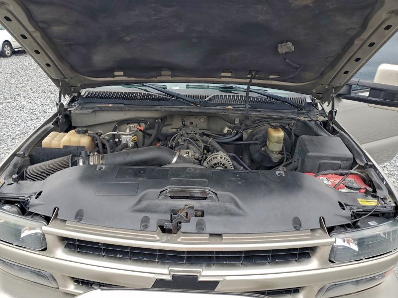 Photo 11 from auction – 2001 CHEVROLET SILVERADO with VIN 2GCEK19T211124246