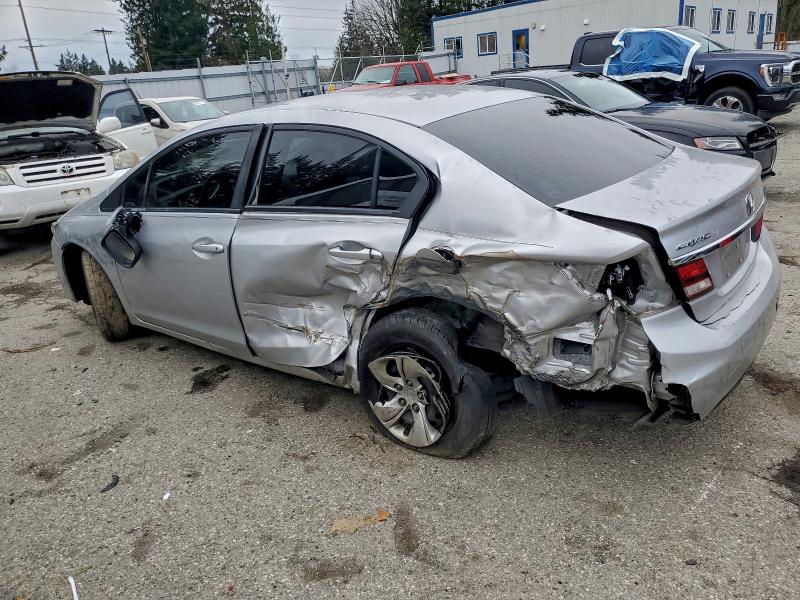 Photo 2 from auction – 2015 HONDA CIVIC LX with VIN 19XFB2F5XFE276141