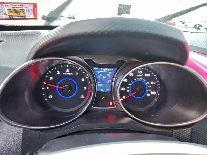 Photo 9 from auction – 2015 HYUNDAI VELOSTER with VIN KMHTC6AD7FU229152