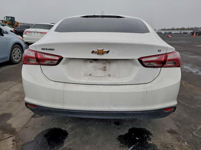 Photo 6 from auction – 2021 CHEVROLET MALIBU LT with VIN 1G1ZD5ST4MF072153