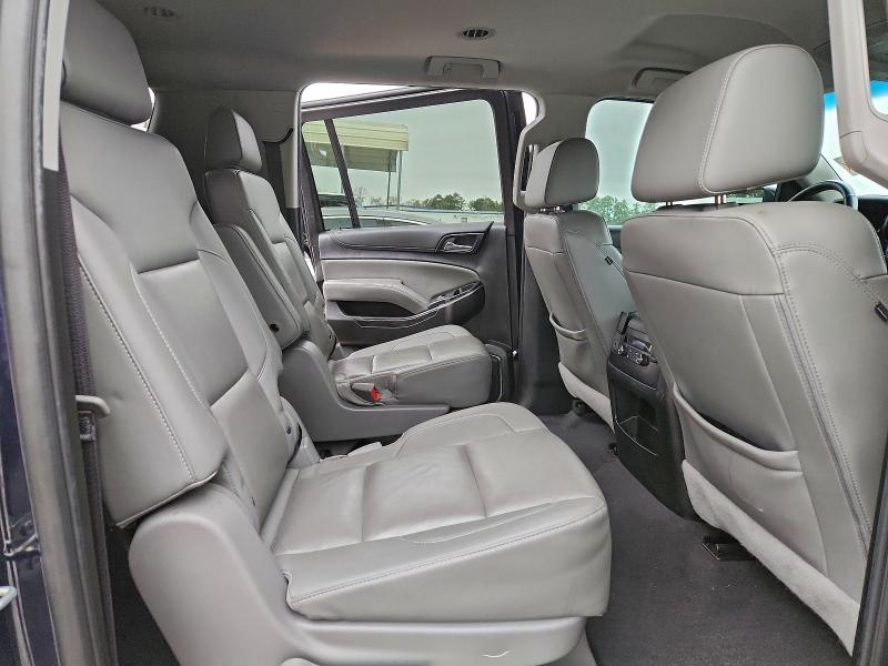 Photo 11 from auction – 2019 CHEVROLET SUBURBAN with VIN 1GNSCHKC6KR195372