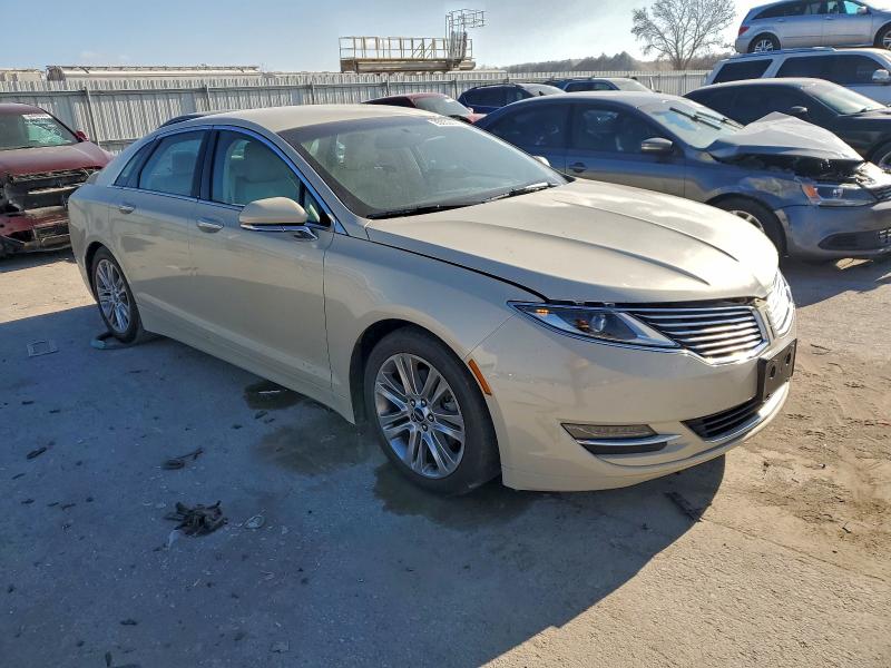 Photo 4 from auction – 2015 LINCOLN MKZ with VIN 3LN6L2G9XFR617962