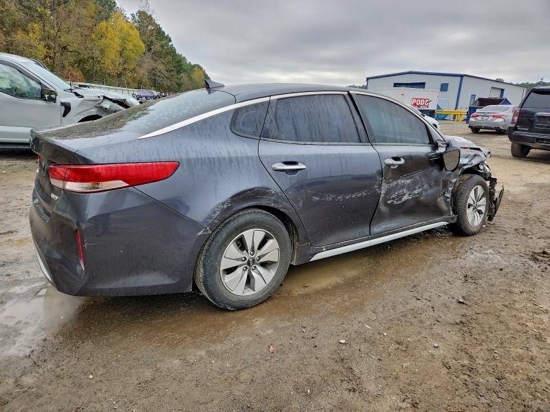 Photo 3 from auction – 2017 KIA OPTIMA HYB with VIN KNAGT4LE2H5008925