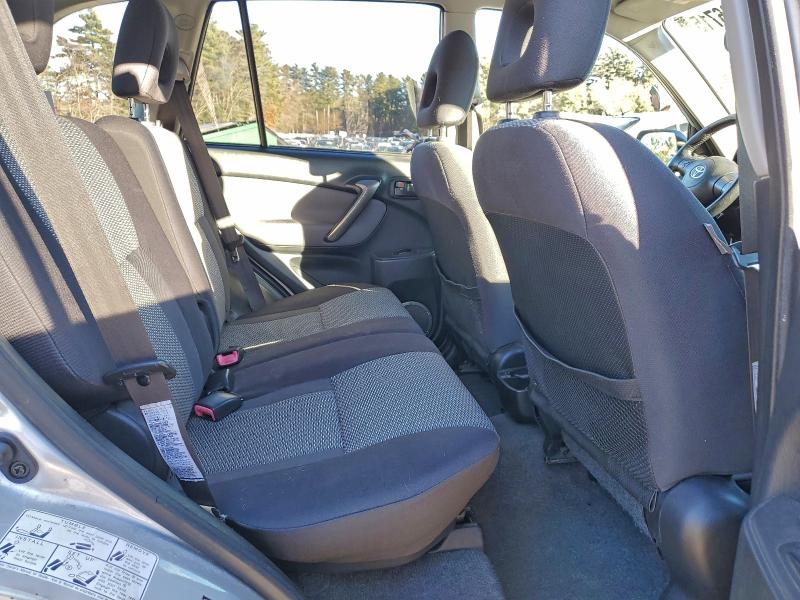 Photo 11 from auction – 2005 TOYOTA RAV4 with VIN JTEHD20V950062630