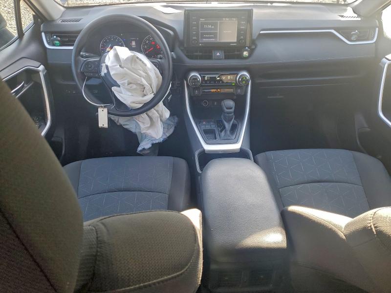 Photo 8 from auction – 2022 TOYOTA RAV4 with VIN 2T3W1RFV9NW205530