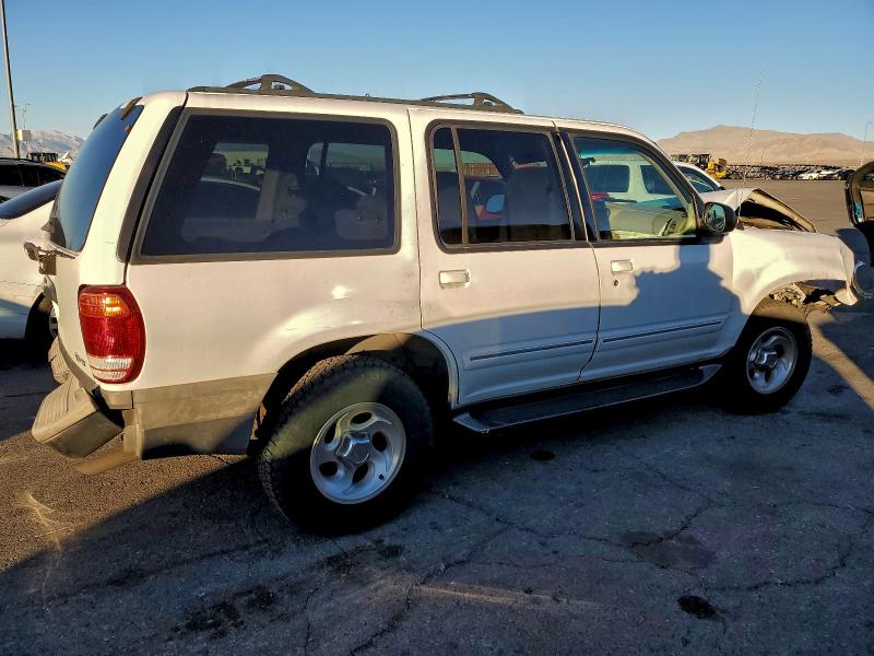 صورة رقم 3 من المزاد - 2000 FORD EXPLORER X مع VIN 1FMZU63E0YUB52494