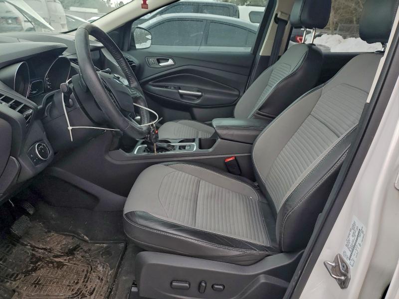 Foto 7 de la subasta – 2017 FORD ESCAPE SE con VIN 1FMCU0GD5HUB17163