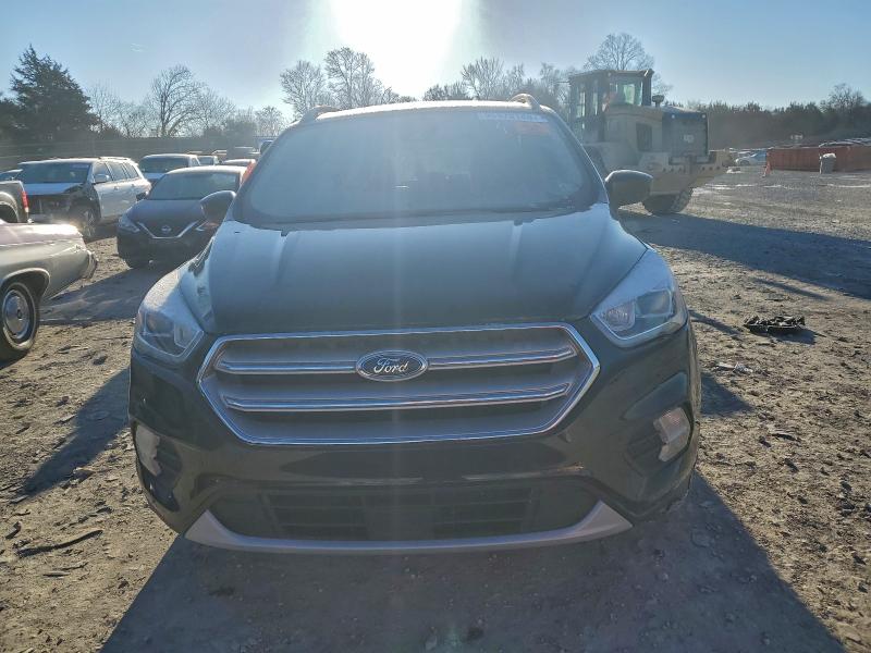 Photo 5 from auction – 2018 FORD ESCAPE SEL with VIN 1FMCU9HD6JUC11383