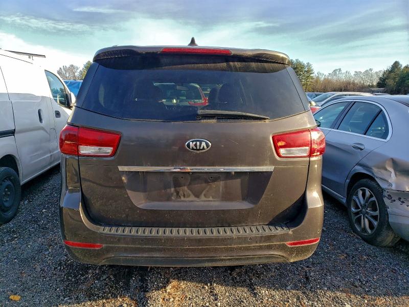Photo 6 from auction – 2016 KIA SEDONA with VIN KNDMB5C1XG6166160