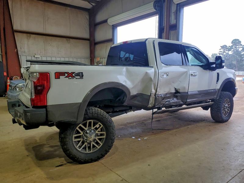 Photo 3 from auction – 2017 FORD F250 SUPER with VIN 1FT7W2BT2HEC96590