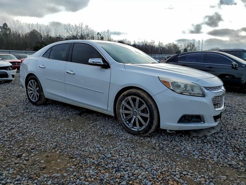 Photo 4 from auction – 2014 CHEVROLET MALIBU with VIN 1G11E5SLXEF297771