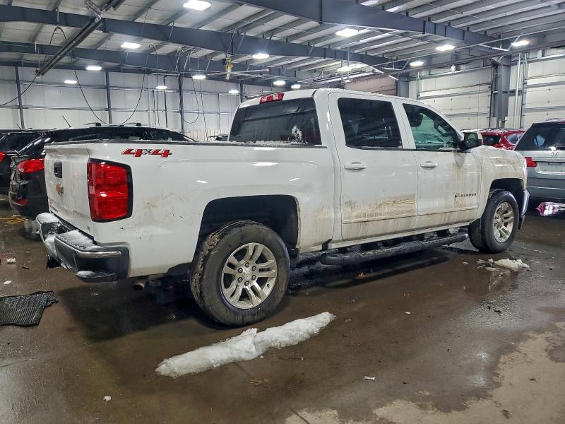 Photo 3 from auction – 2018 CHEVROLET SILVERADO with VIN 3GCUKREC3JG108726