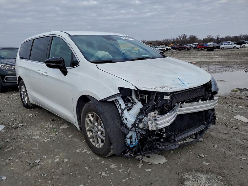 Photo 4 from auction – 2025 CHRYSLER VOYAGER LX with VIN 2C4RC1CG5SR607856