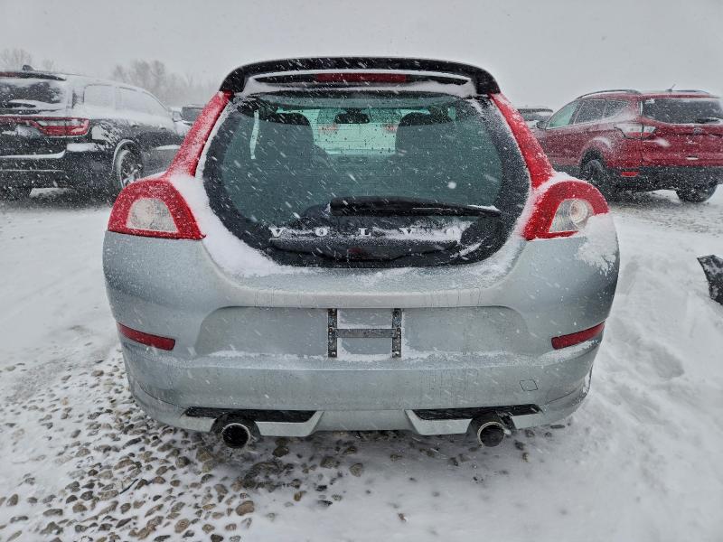 Photo 6 from auction – 2013 VOLVO C30 T5 with VIN YV1672MK9D2304817