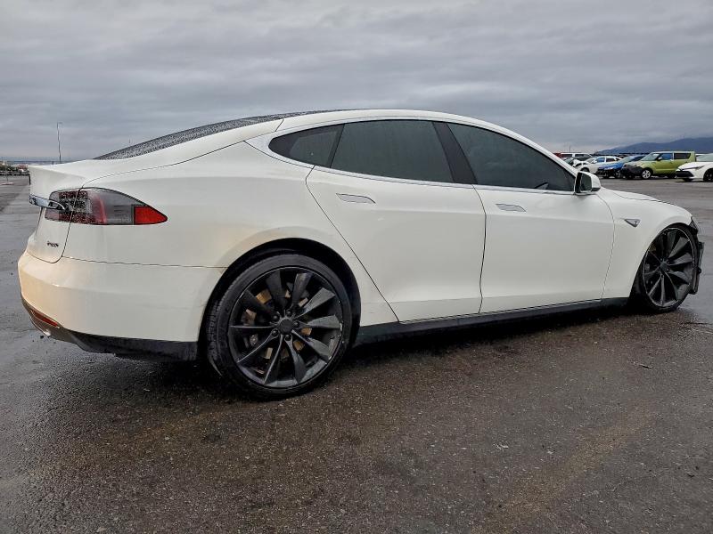 Photo 3 from auction – 2013 TESLA MODEL S with VIN 5YJSA1DP2DFP17283