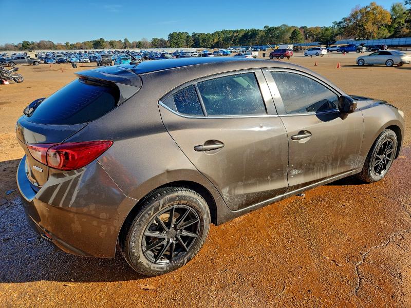 Photo 3 from auction – 2016 MAZDA 3 TOURING with VIN JM1BM1L72G1301692