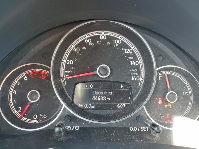 Photo 9 from auction – 2019 VOLKSWAGEN BEETLE S with VIN 3VW5DAAT4KM502385