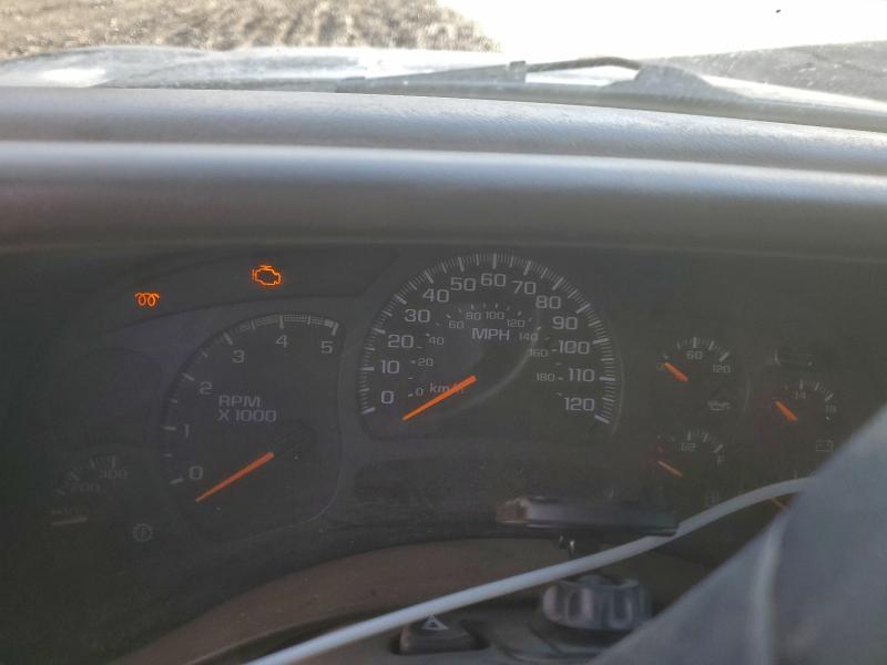 Photo 9 from auction – 2003 CHEVROLET SILVERADO with VIN 1GCHK23193F140210