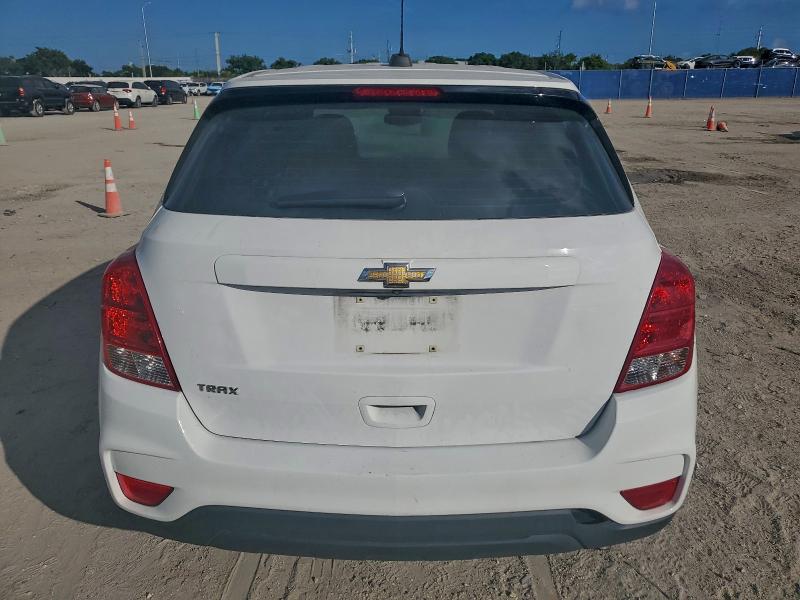 Photo 6 from auction – 2019 CHEVROLET TRAX LS with VIN 3GNCJKSB3KL163551