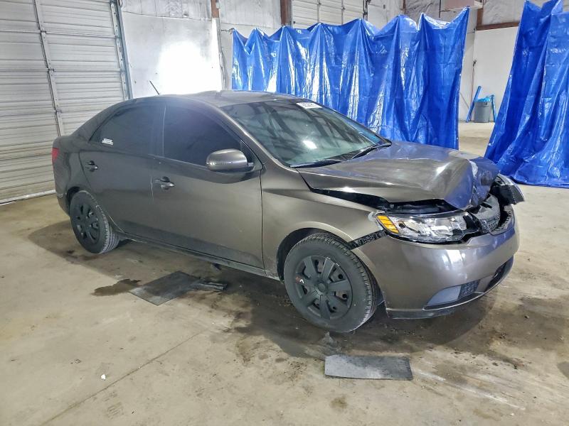 Photo 4 from auction – 2011 KIA FORTE EX with VIN KNAFU4A23B5380220