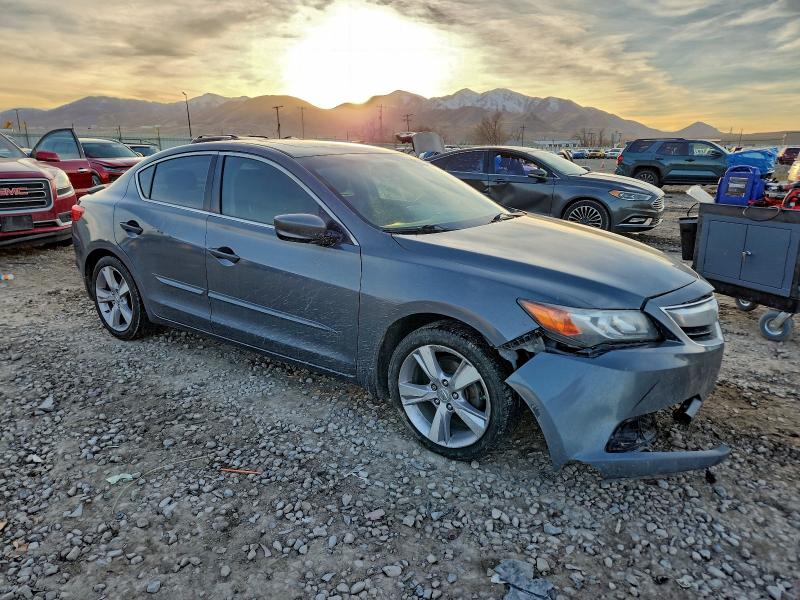 Photo 4 from auction – 2013 ACURA ILX 20 TEC with VIN 19VDE1F71DE009664