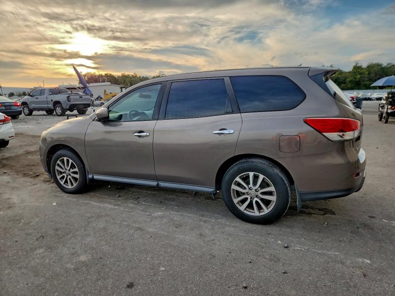Фото 2 с аукциона – 2014 NISSAN PATHFINDER с VIN 5N1AR2MN6EC680919