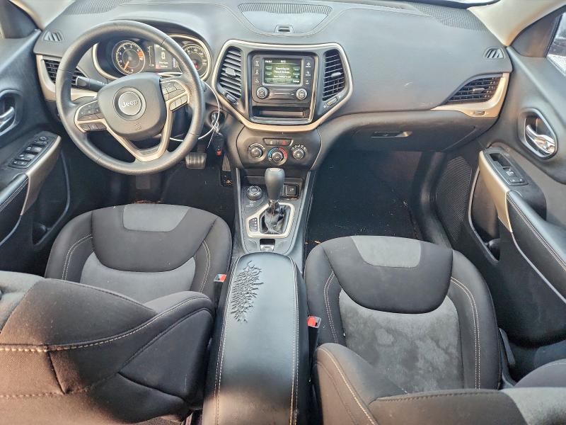 Photo 8 from auction – 2018 JEEP CHEROKEE L with VIN 1C4PJMCB9JD597790