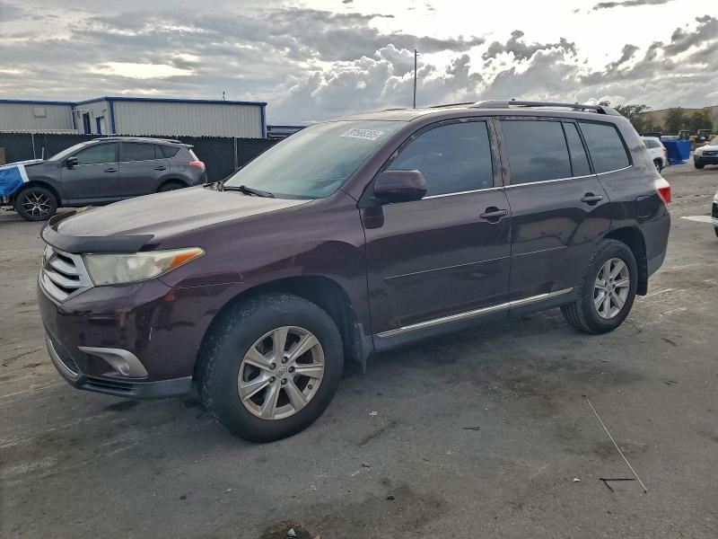 TOYOTA HIGHLANDER 2012 with VIN 5TDZK3EH9CS070213 - Photo from auction