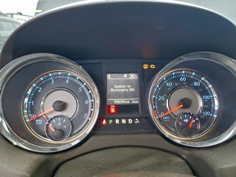Photo 9 from auction – 2015 CHRYSLER TOWN & COU with VIN 2C4RC1CG4FR752599