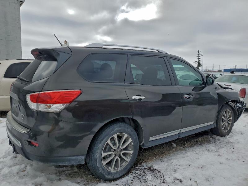 Photo 3 from auction – 2015 NISSAN PATHFINDER with VIN 5N1AR2MM9FC605589