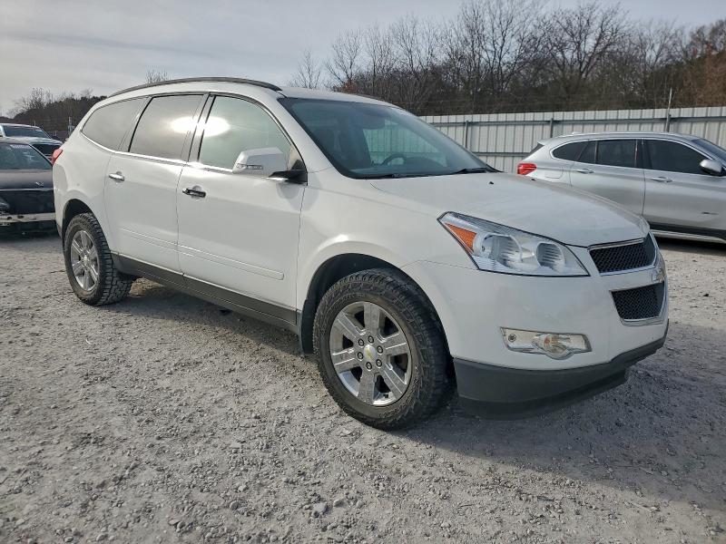 Photo 4 from auction – 2011 CHEVROLET TRAVERSE L with VIN 1GNKVJED1BJ216763