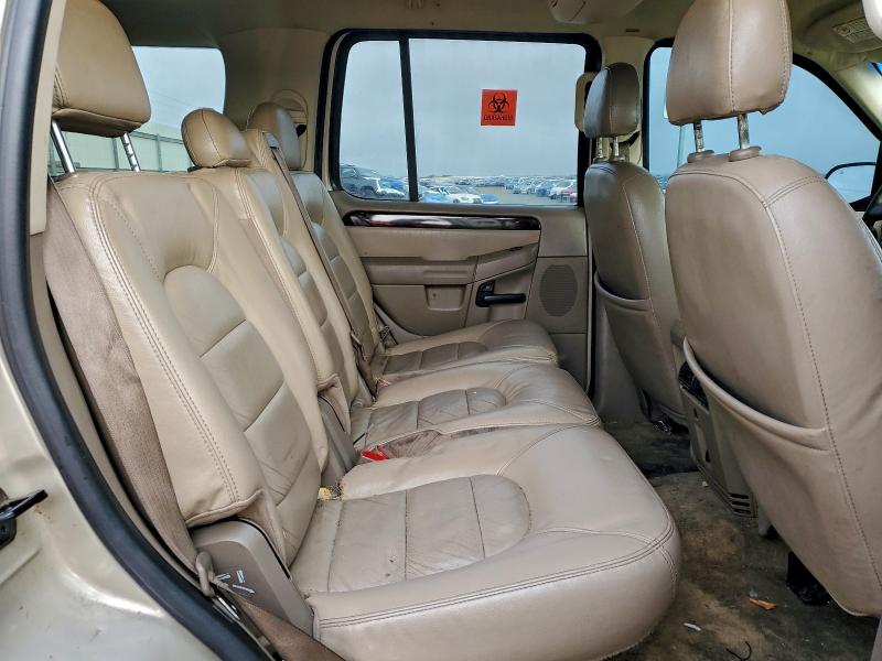 Photo 11 from auction – 2005 FORD EXPLORER L with VIN 1FMDU75W45ZA05311