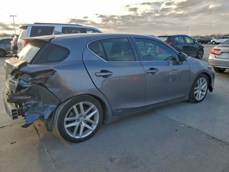 Photo 3 from auction – 2015 LEXUS CT 200 with VIN JTHKD5BH0F2241548