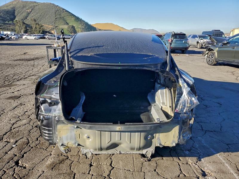 Photo 6 from auction – 2025 TESLA MODEL 3 with VIN 5YJ3E1EA8SF986016