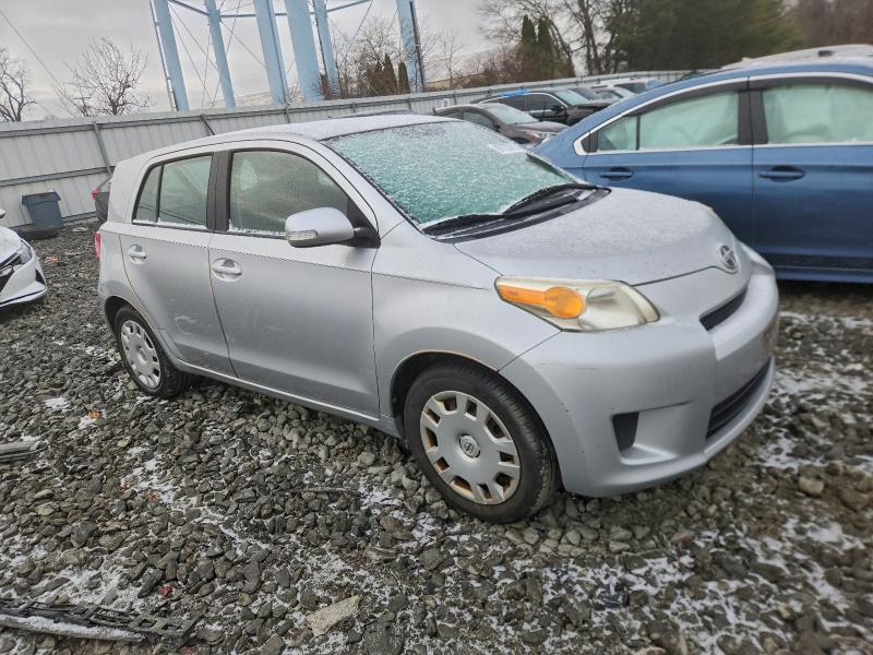 Photo 4 from auction – 2010 TOYOTA SCION XD with VIN JTKKU4B40A1006812