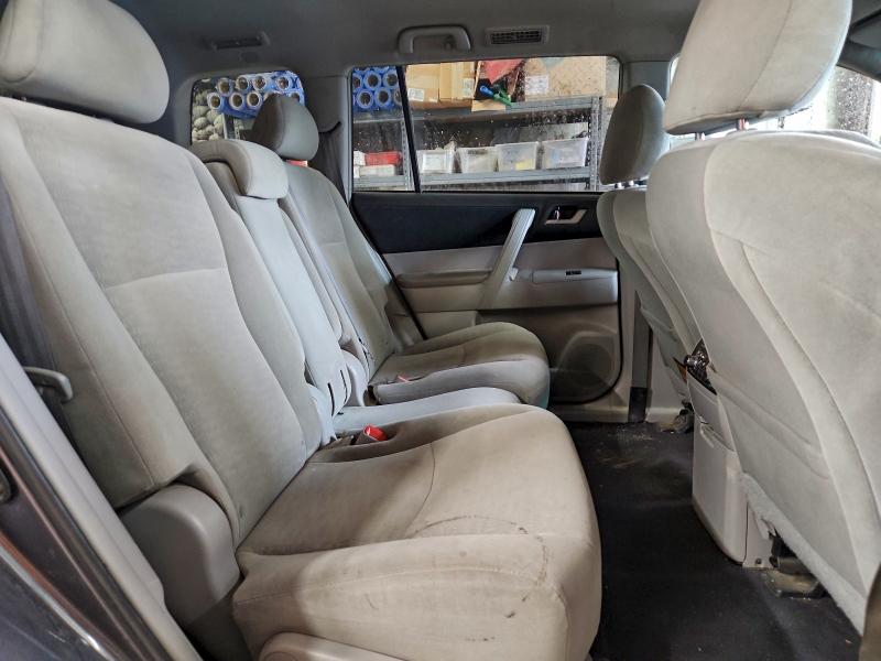 Photo 11 from auction – 2011 TOYOTA HIGHLANDER with VIN 5TDZK3EH4BS038378