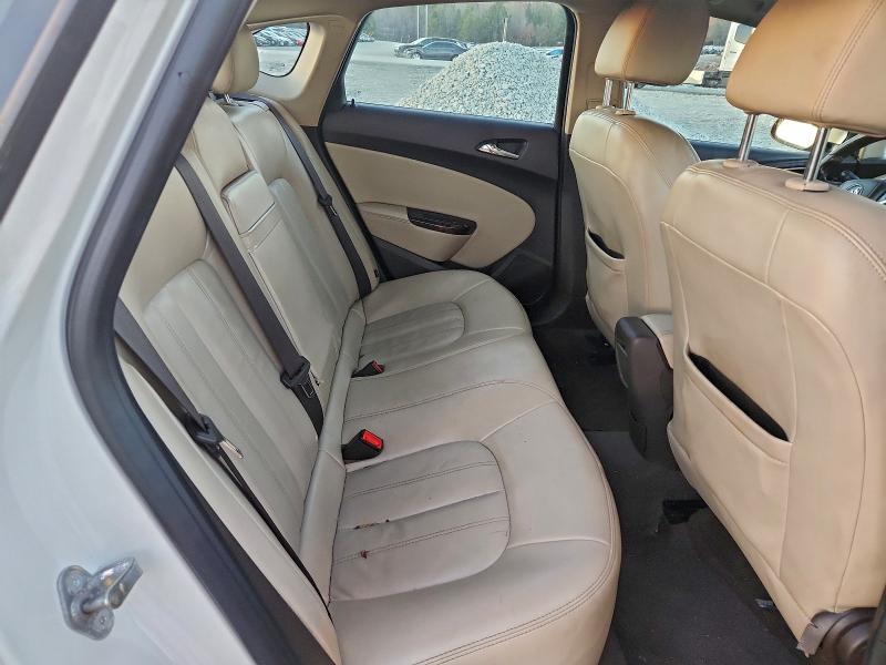 Photo 10 from auction – 2016 BUICK VERANO with VIN 1G4PS5SK0G4145462