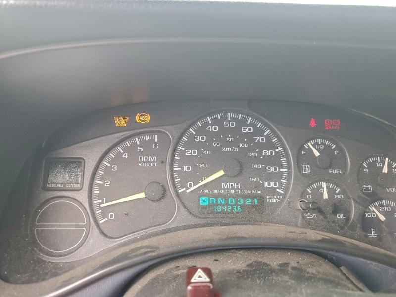Photo 9 from auction – 1999 CHEVROLET SILVERADO with VIN 2GCEC19T0X1158448