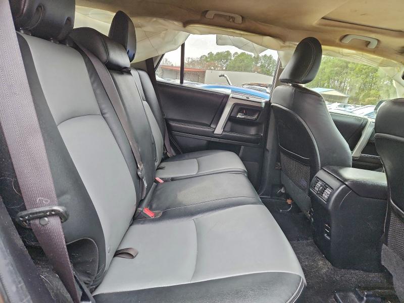 Photo 11 from auction – 2017 TOYOTA 4RUNNER SR with VIN JTEBU5JR8H5410403