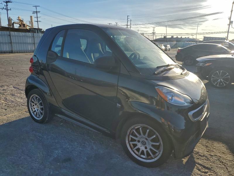 Photo 4 from auction – 2013 SMART FORTWO with VIN WMEEJ3BA0DK685705