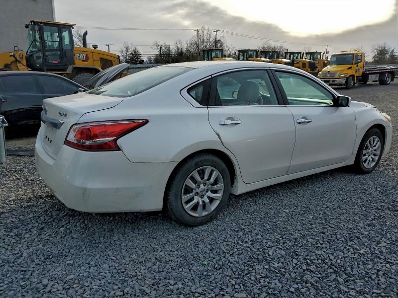 Photo 3 from auction – 2013 NISSAN ALTIMA 2.5 with VIN 1N4AL3AP9DC289009